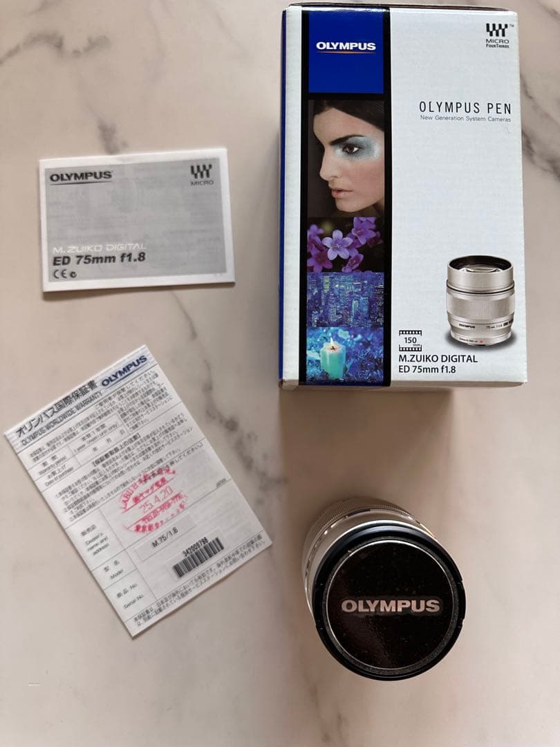 美品　オリンパス Olympus ED75mm F1.8単焦点レンズ