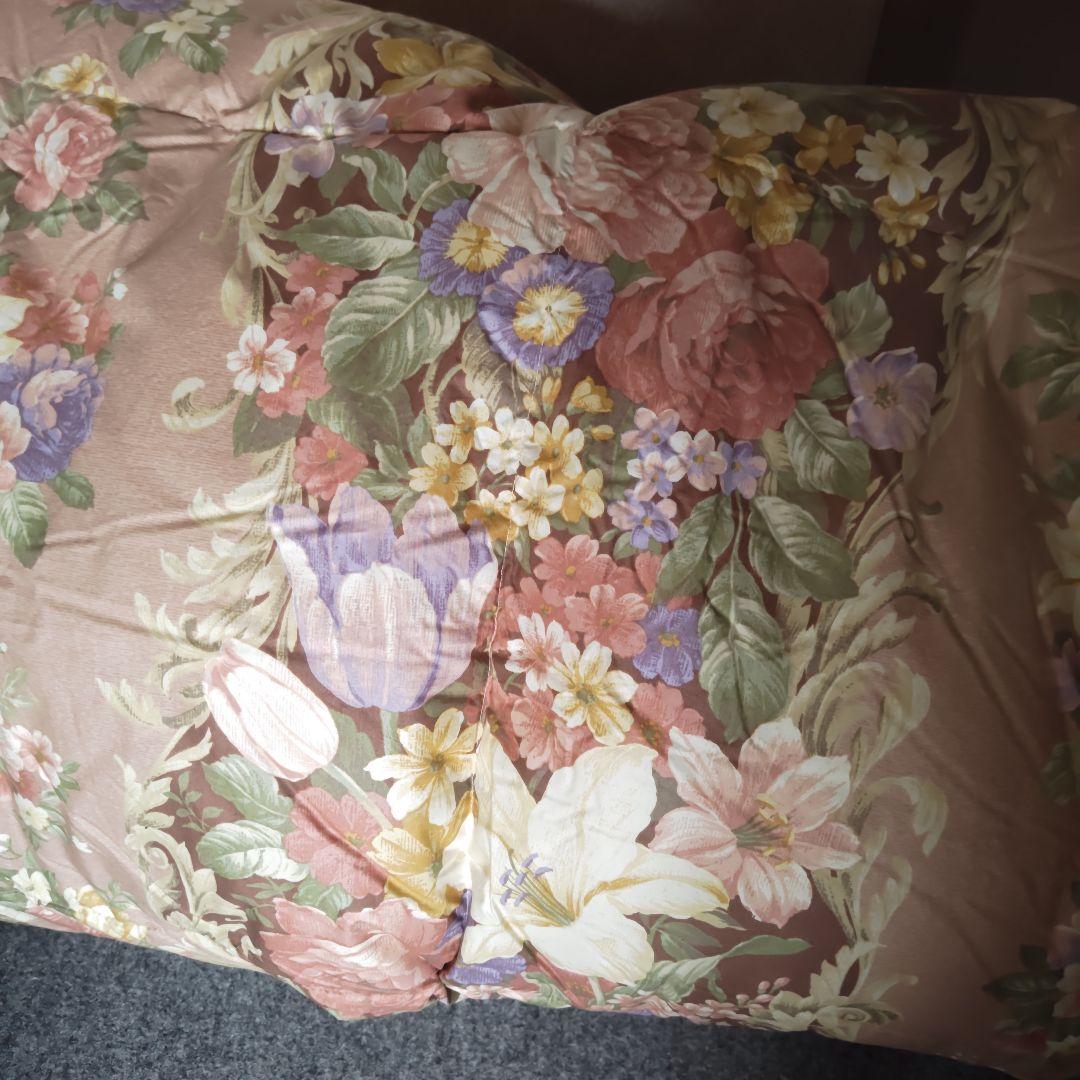 新品未使用　羽毛ダウン90%　着る毛布　花柄かいまき　フリーサイズ200x150