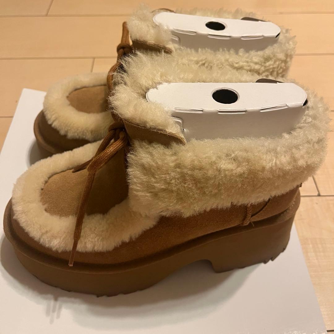 UGG Esmee Lace Up アグ　エスミーレースアップ　US7 24cm