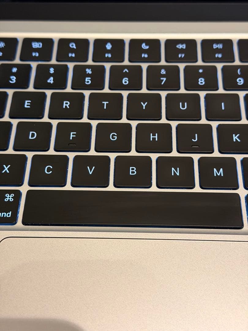 MacBook Air 13.6インチ M3 16GB US