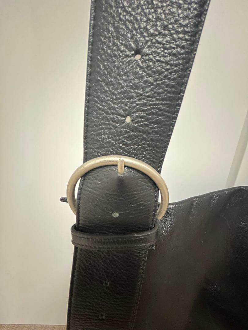 バッグ archive leather shoulder bag