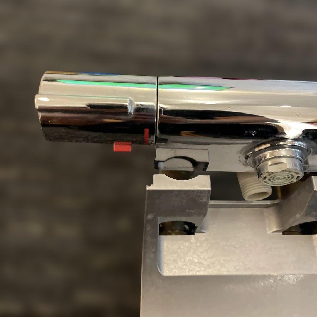 Lixil シャワーヘッド 水流調整機能