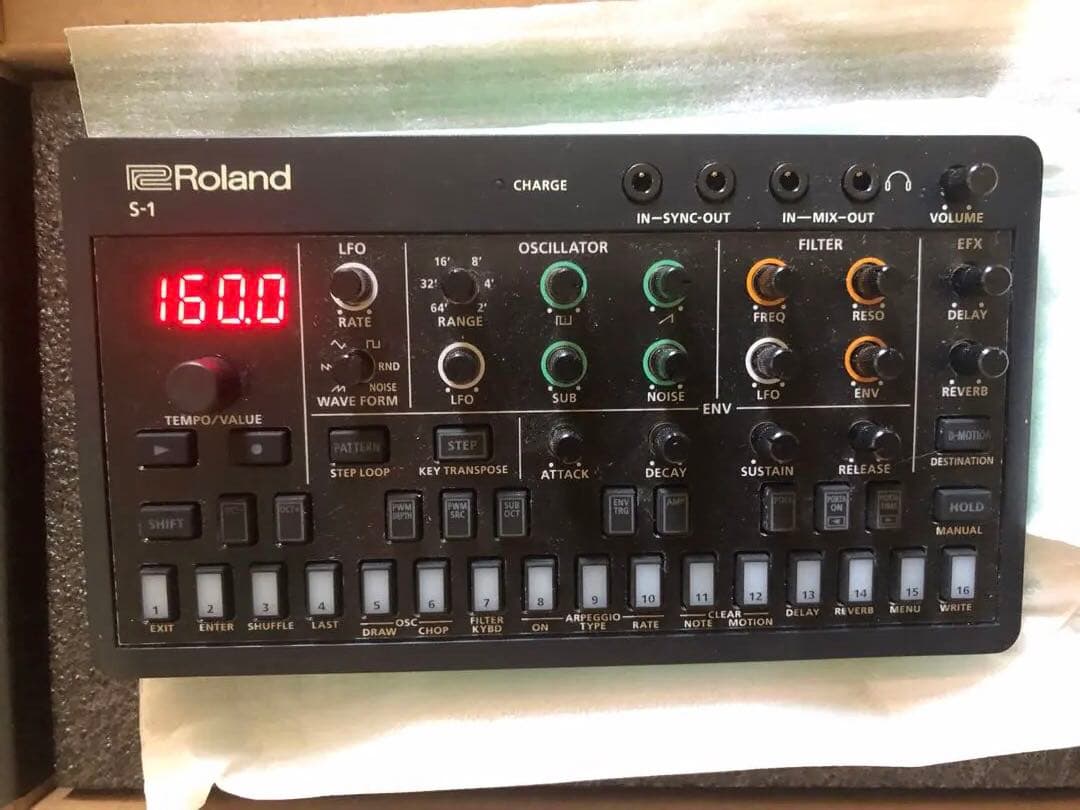 Roland S-1 シンセサイザー