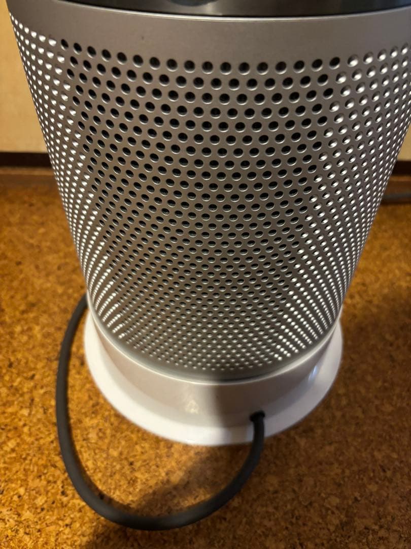 Dyson Pure Hot+Cool ダイソン HP04WS 空気清浄　ファン