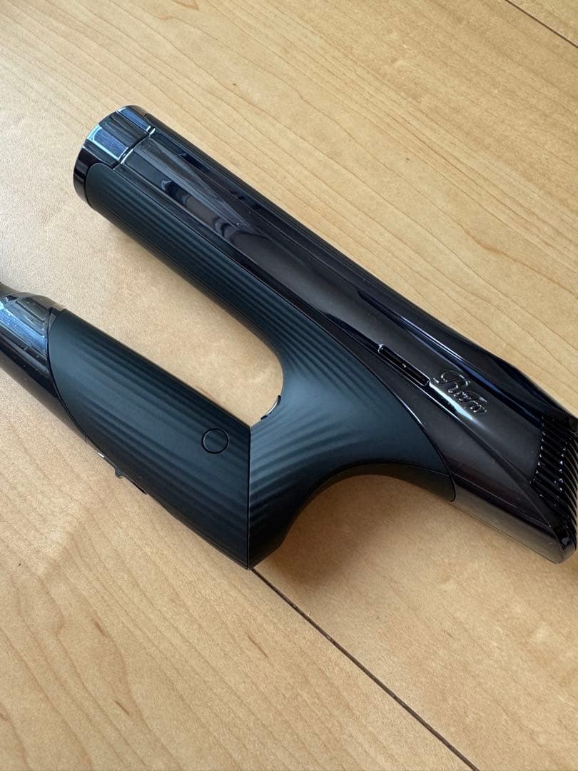 リファ ドライヤー　S+