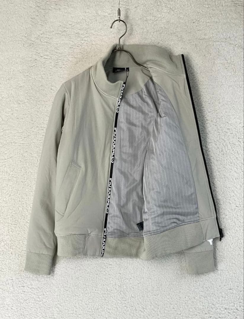 【ほぼ未使用】1PIU1UGUALE3 パデッドジップブルゾン サイズ3！！