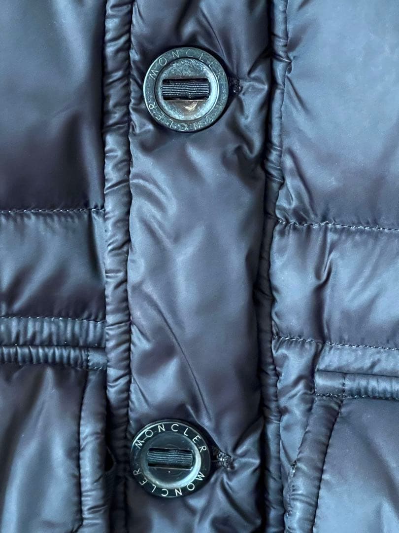 モンクレール MONCLERダウンジャケット SAUTERNE 黒 メンズ 0