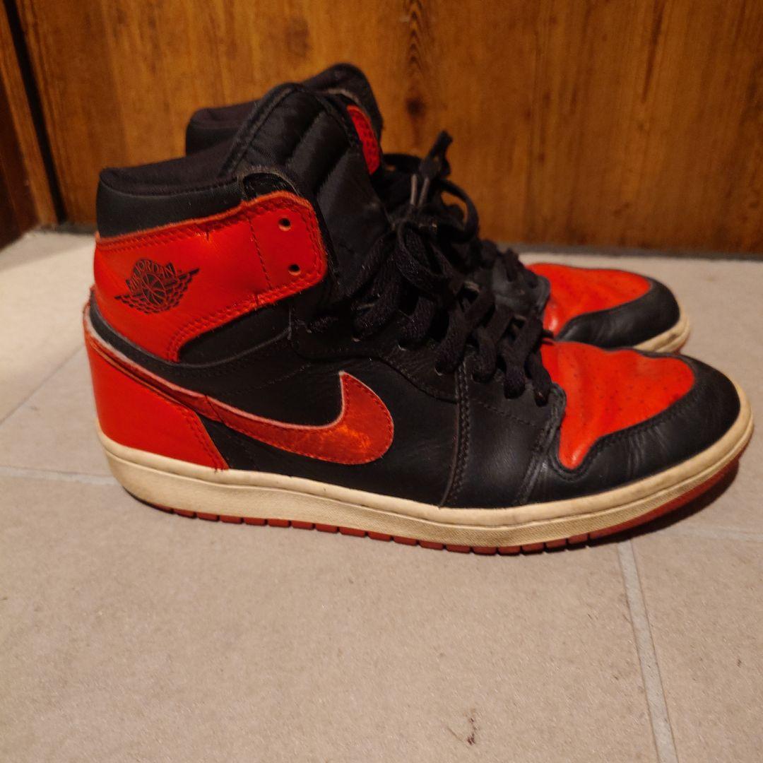 N*i様 激レアNike Air Jordan 1レトロ ブラック/レッド BR