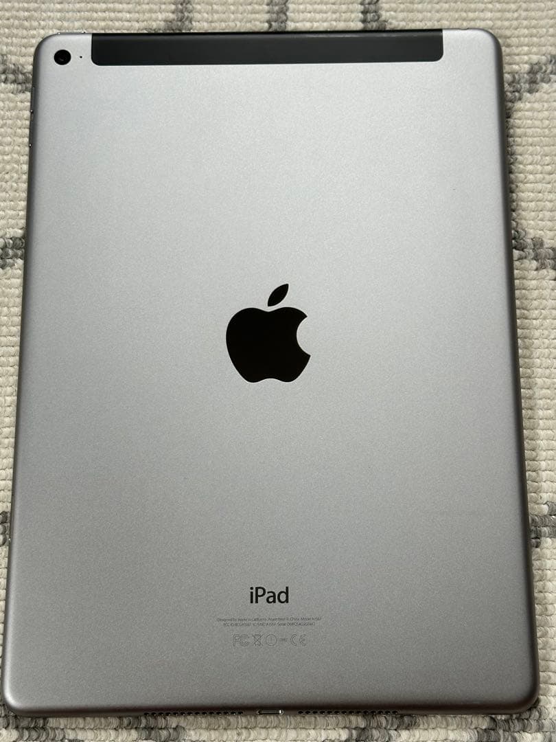 iPad Air2 wifi＋cellular 16GB バッテリー良好90%