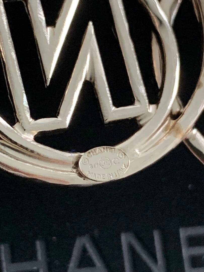 訳あり！CHANELブローチ！大きいブローチ！スタイリッシュ！