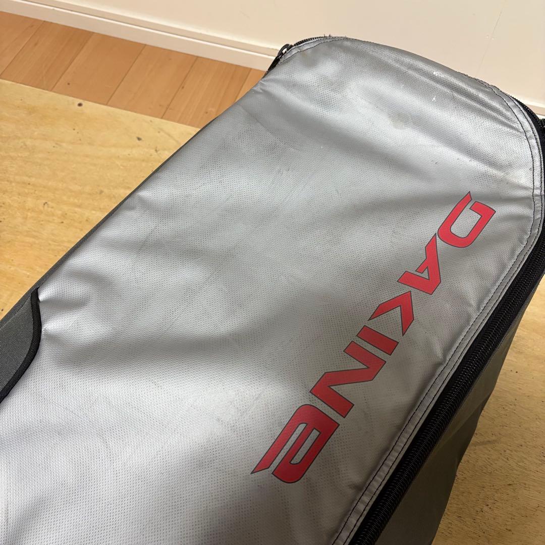スノーボード ケース スノーボード キャスター付きケース DAKINE ケース