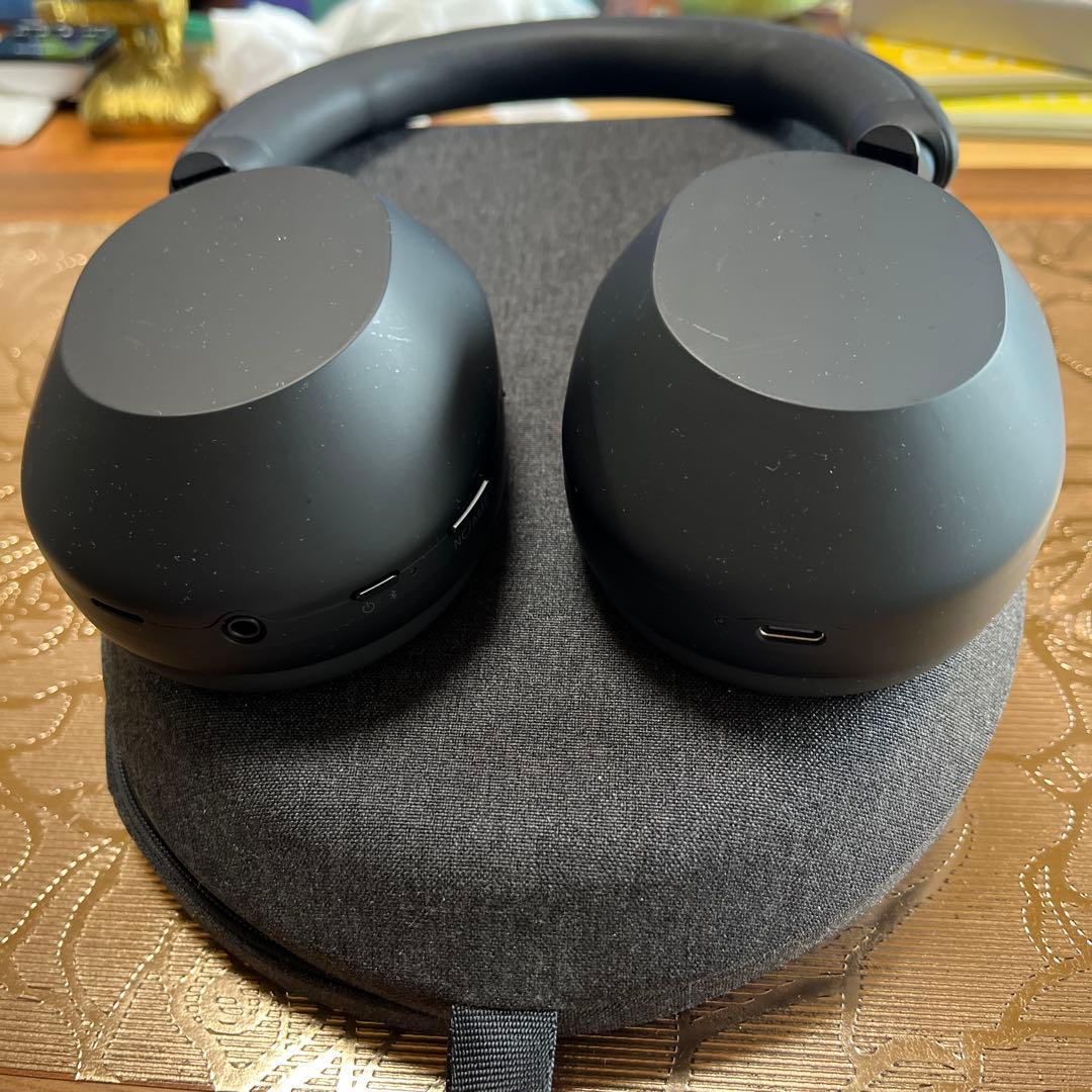 SONY WH-1000XM5 ブラック　ヘッドホン