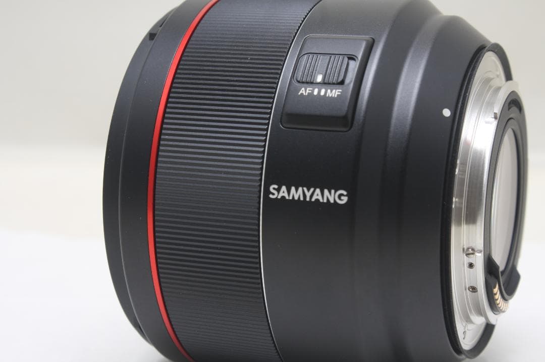 ★良品★ サムヤン AF 85mm F1.4 キヤノンEF