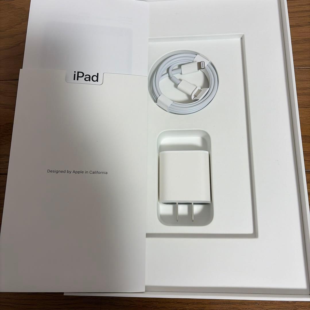 iPad 第9世代 64GB 本体　色シルバー