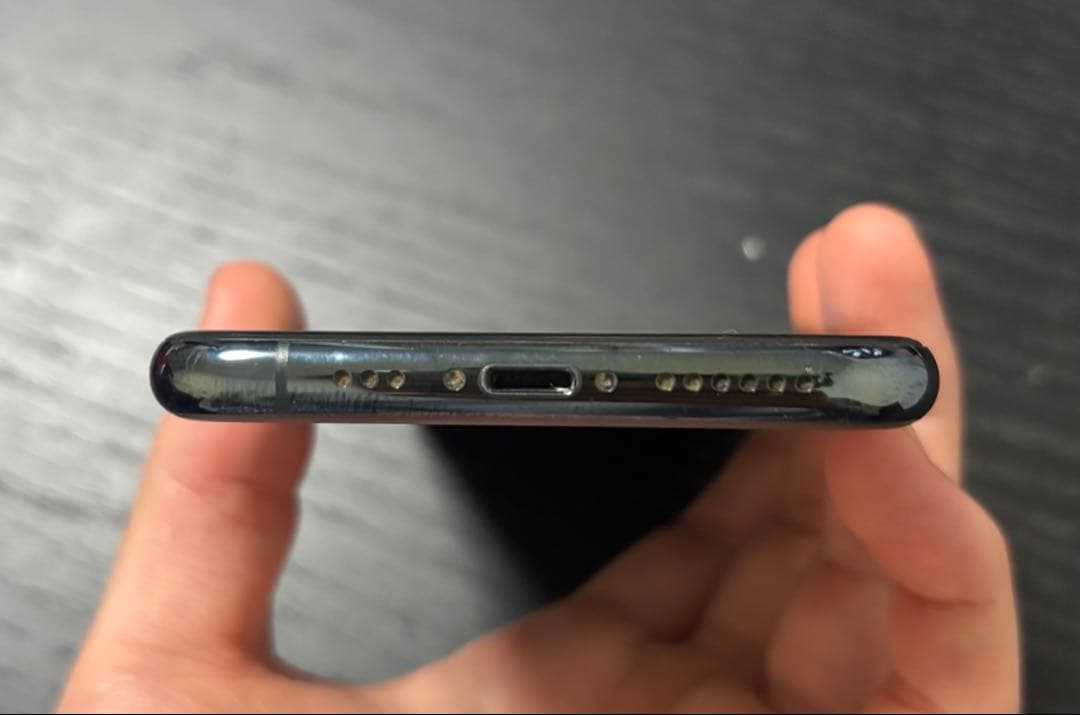 iPhone11Pro 本体 ミッドナイトグリーン