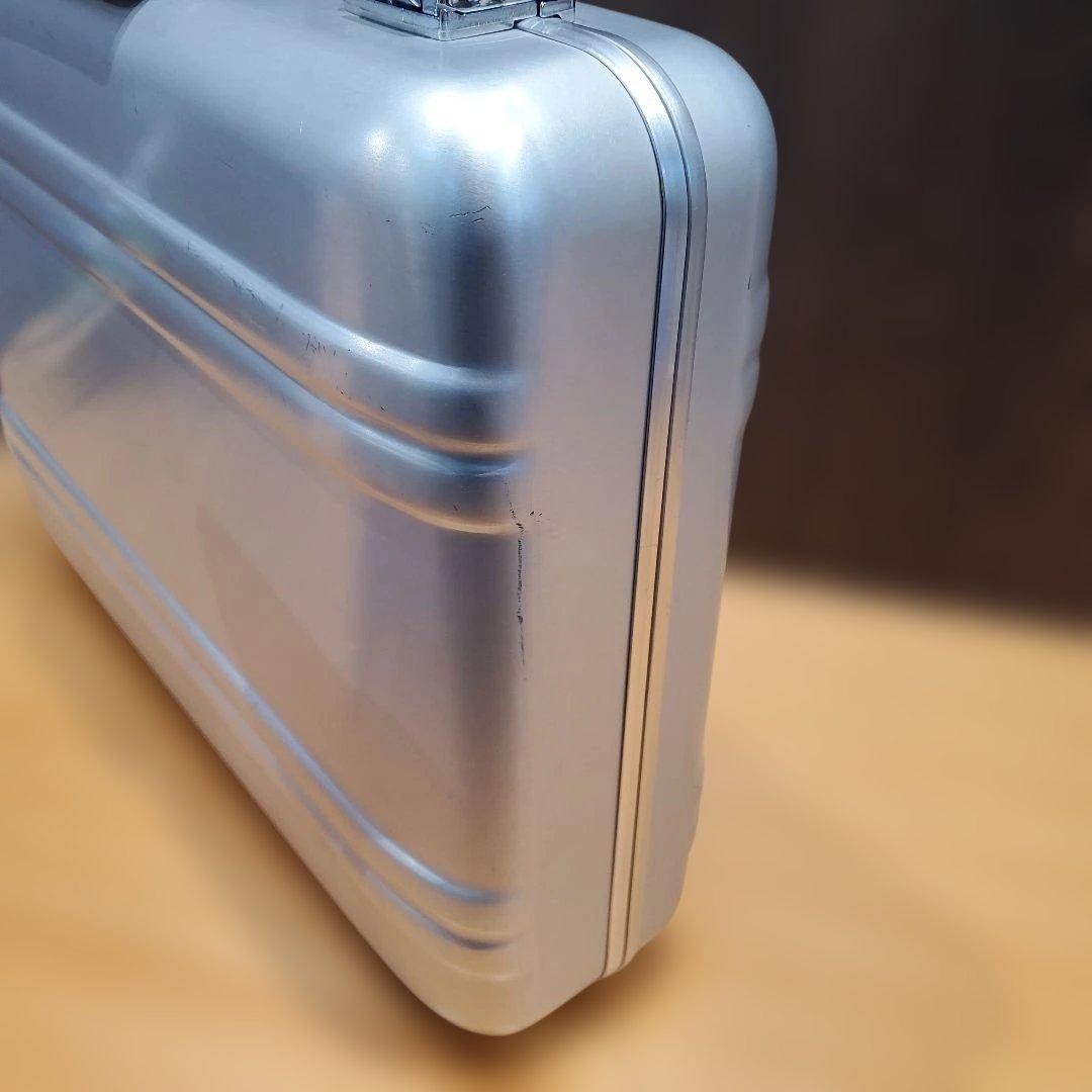 【希少】ゼロハリバートン アタッシュケース ELITE ダイヤル錠