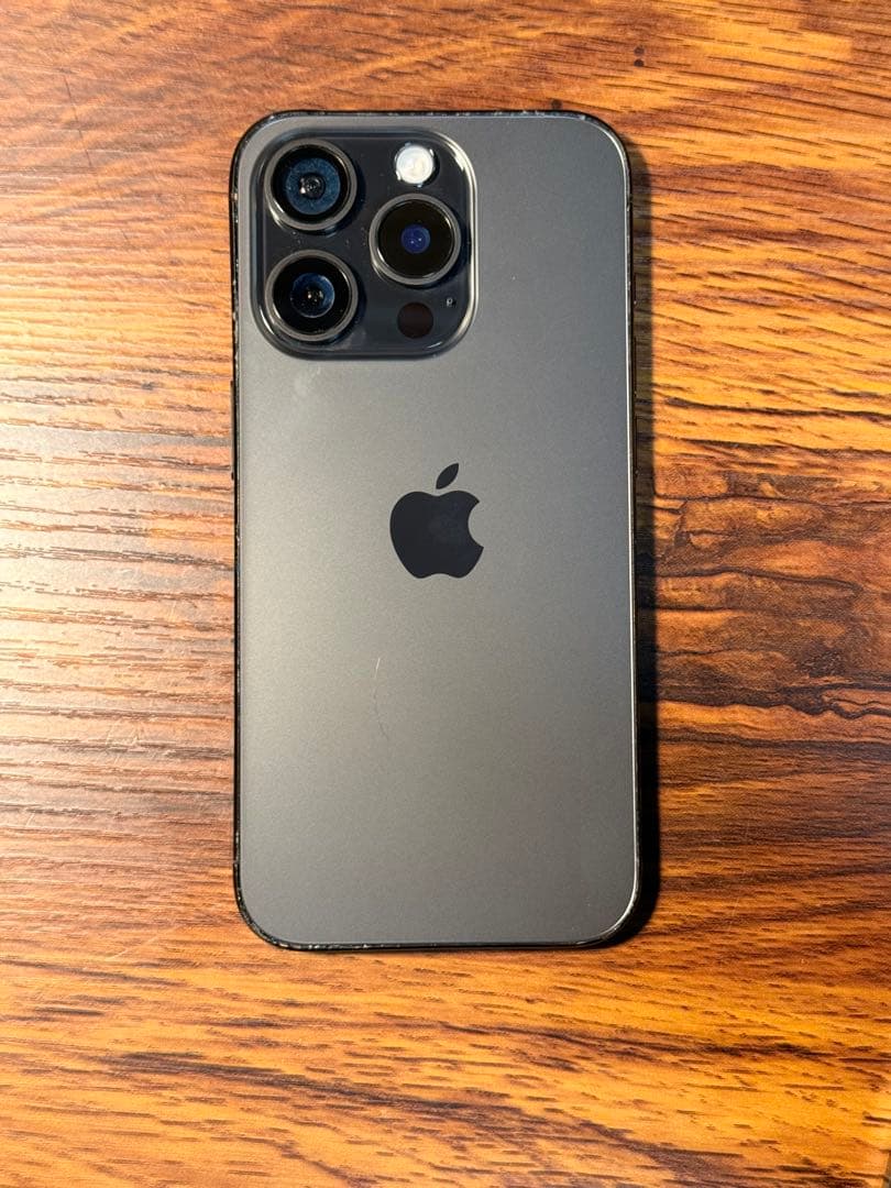 iPhone 15 Pro 128GB ブラックチタニウム