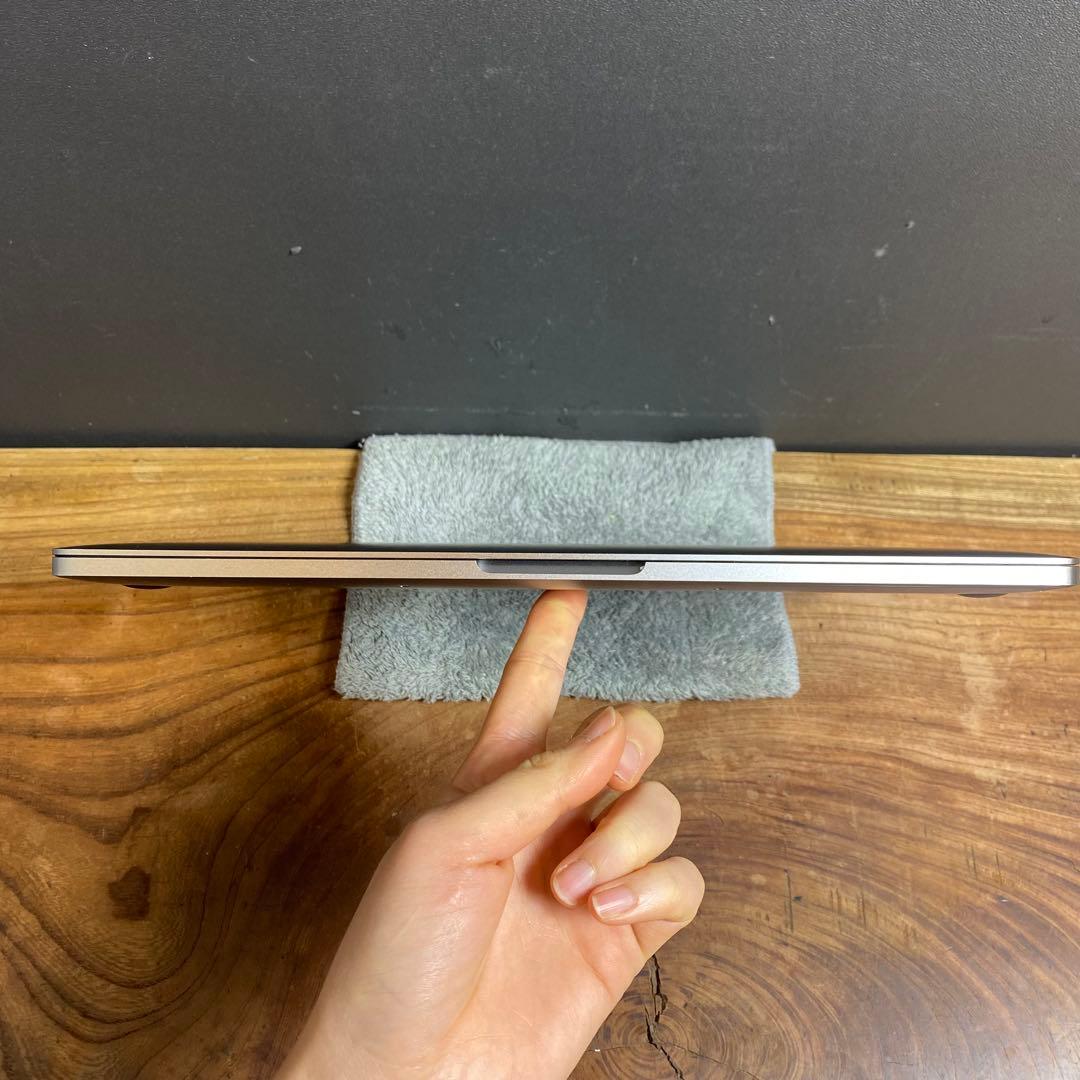 nnnn ！MacBook Pro 13inch 2017/381