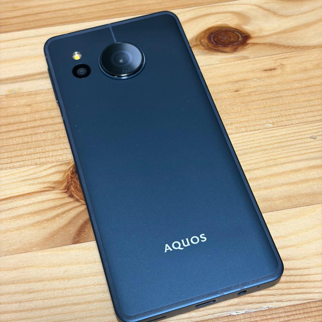 AQUOS Sense8 SIMフリー　外装美品　18700
