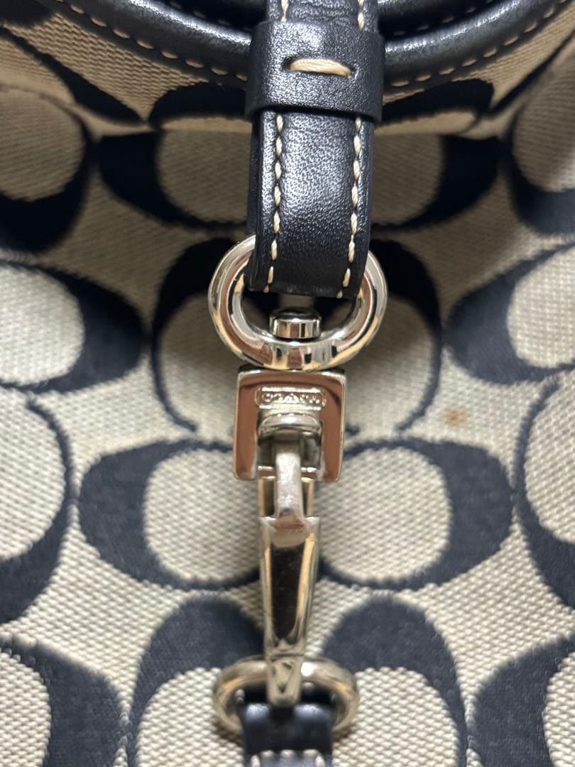 【美品】Coach シグネチャー ワンショルダーバッグ