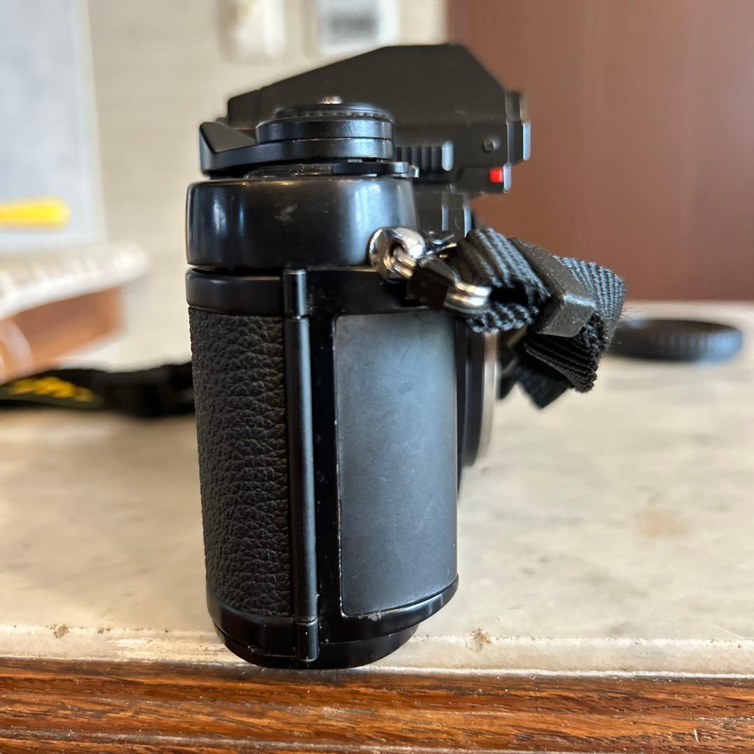 Nikon F3 、MD-4(要修理)、ケース、その他