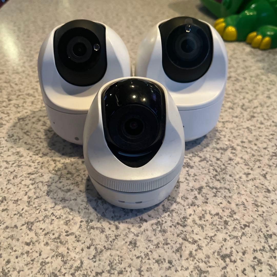 Safie wifi、有線LAN接続のドーム型防犯カメラ３個