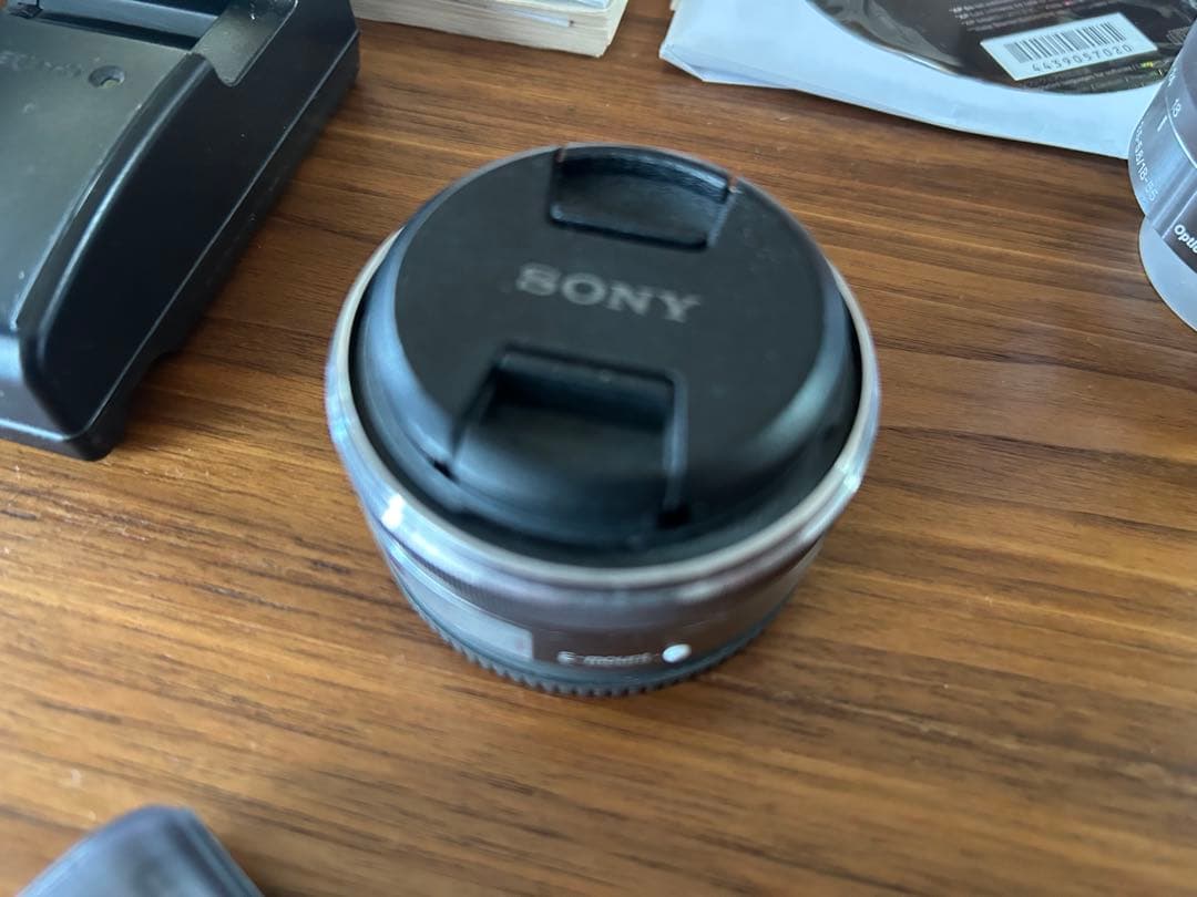 SONY NEX-5R ミラーレスカメラ Eマウント　レンズ他おまけ付き