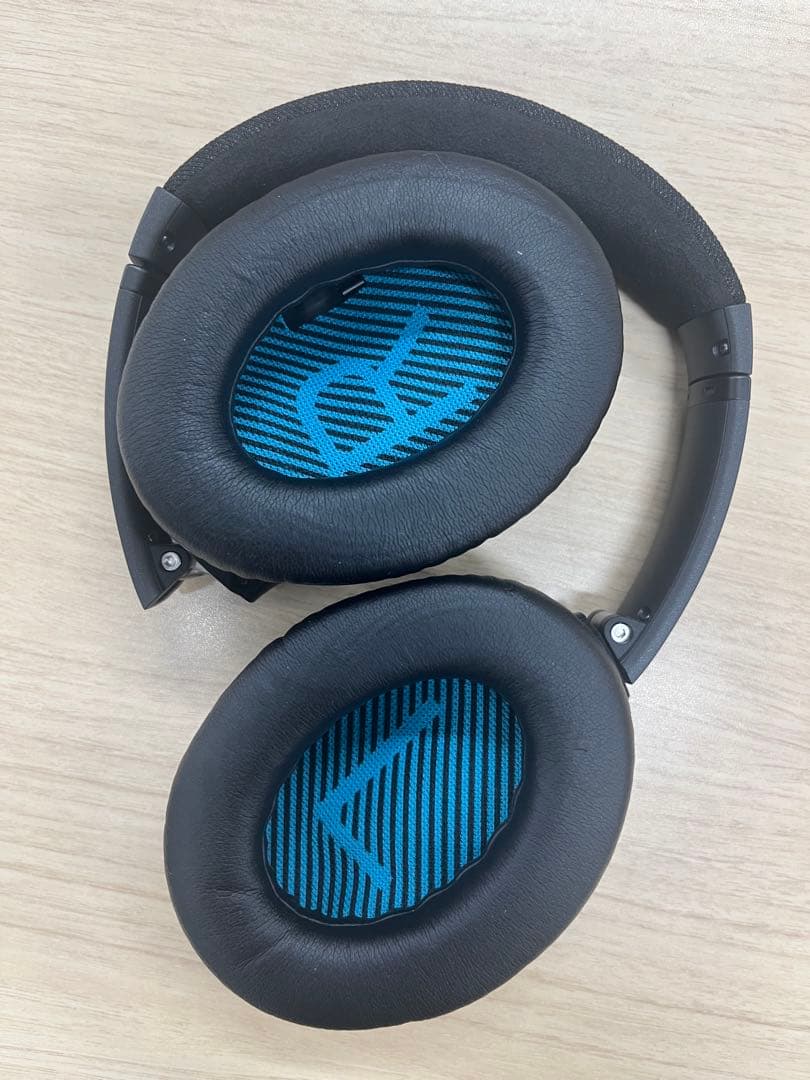 Bose QuietComfort 25 ノイズキャンセリングヘッドホン