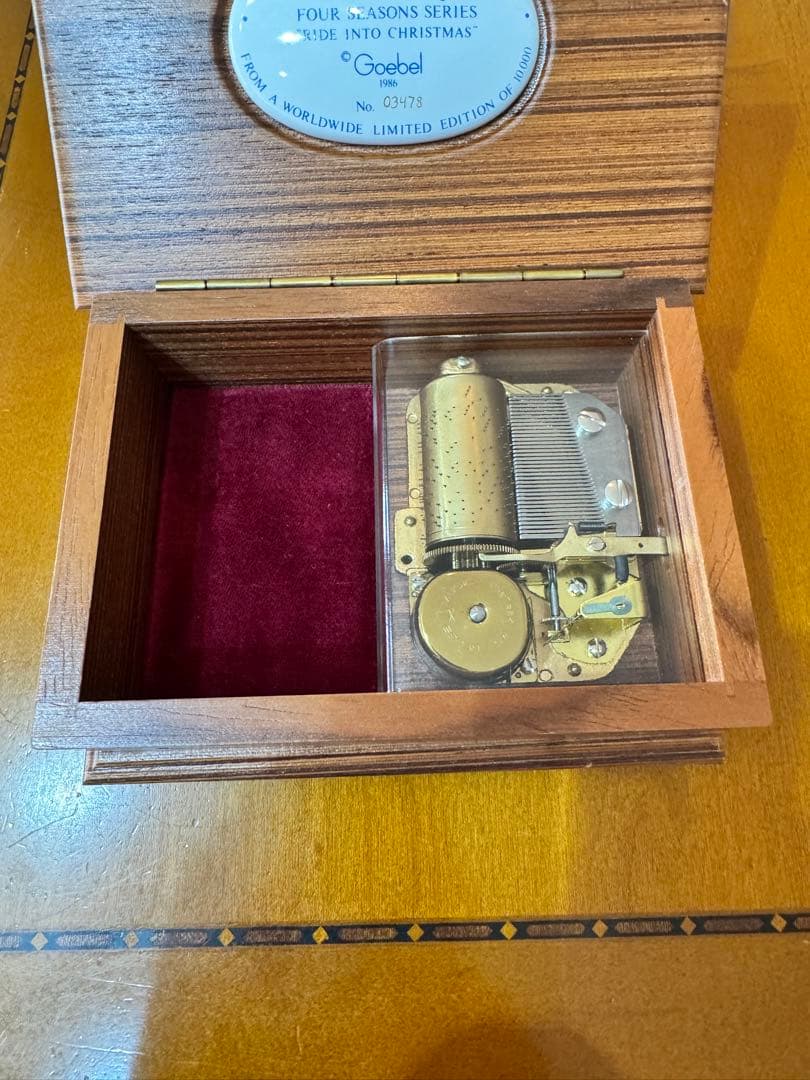 リュージュ Four Seasons Ride Into Christmas