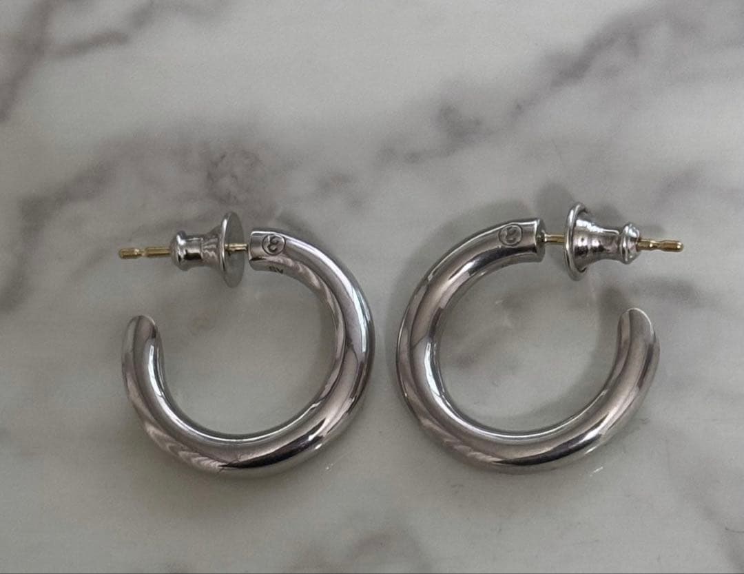 キャリアリング プラシーボ 501 美品 シルバー925 フープ ピアス
