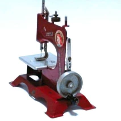 ビンテージ トイミシン リトルマザー 赤 LITTLE MOTHER スチール製