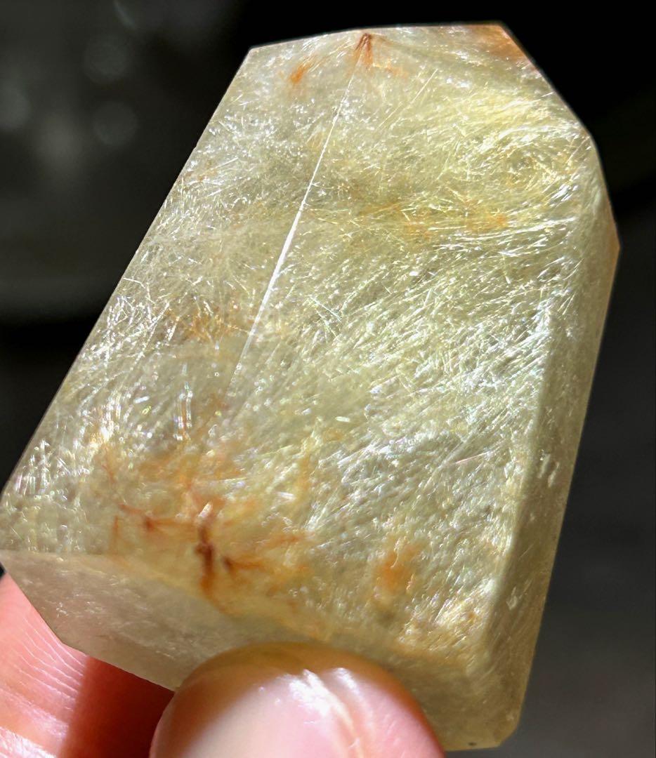 ★高級品！福財龍王秘宝⑤！エンジェルヘアゴールド　ルチル 六角柱　原石