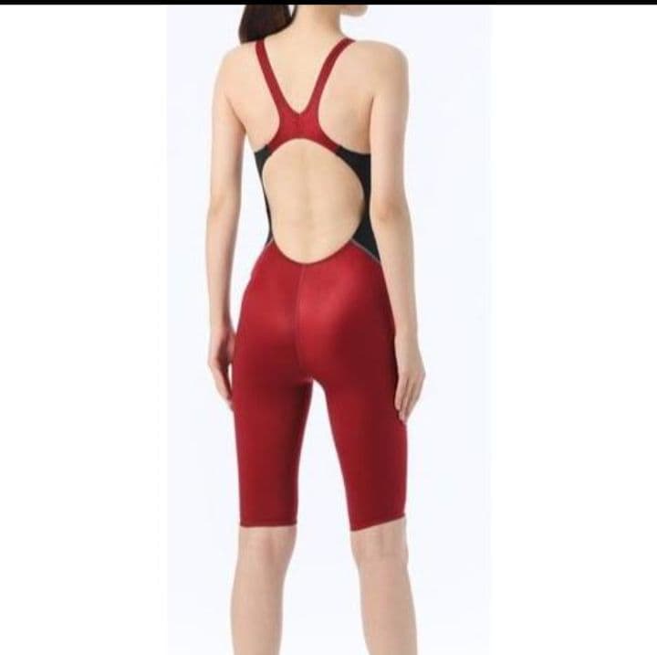 アリーナ 競泳水着