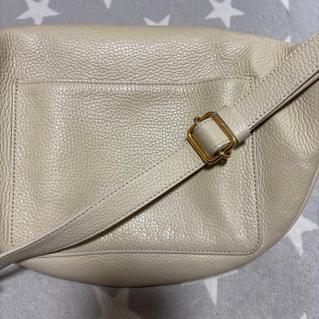 ch!iiibag レザー ボディバッグ