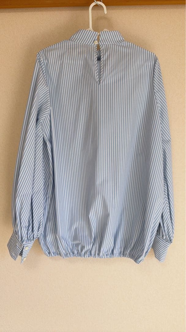 新品 heve ボータイブラウス ストライプ