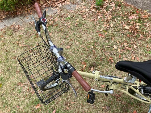 【32】新品同様 CAPTAIN STAG折りたたみ16インチ 外装6段