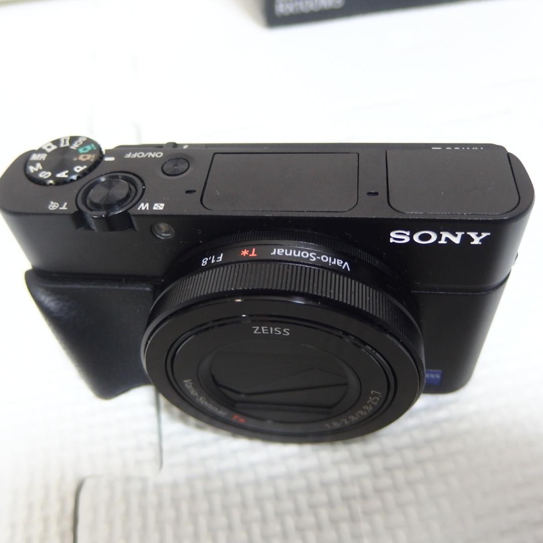 ソニー　高級コンデジ　SONY Cyber-shot DSC-RX100M3