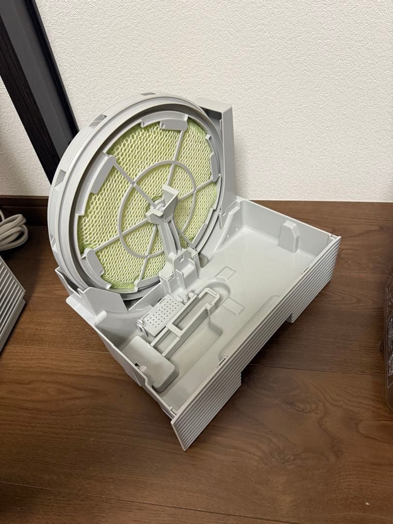 ダイキン 空気清浄機 UV 加湿ストリーマー ACKB70Y 2022年製