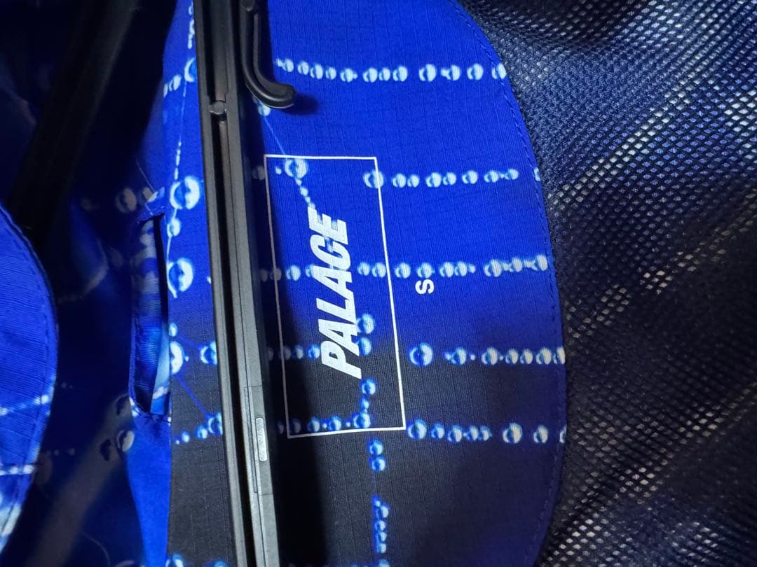 ジャケット・アウター Palace Arc Shell Hooded Jacket S size