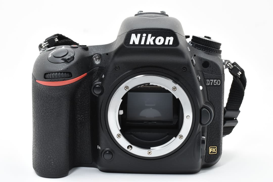 ■ほぼ新品■ ニコン D750 一眼レフカメラ #C630