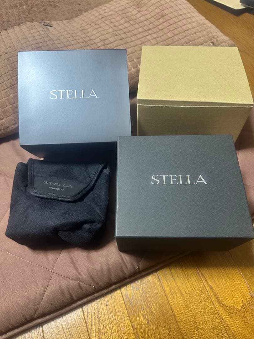 22ステラ　c3000sdhhg スピニングリール