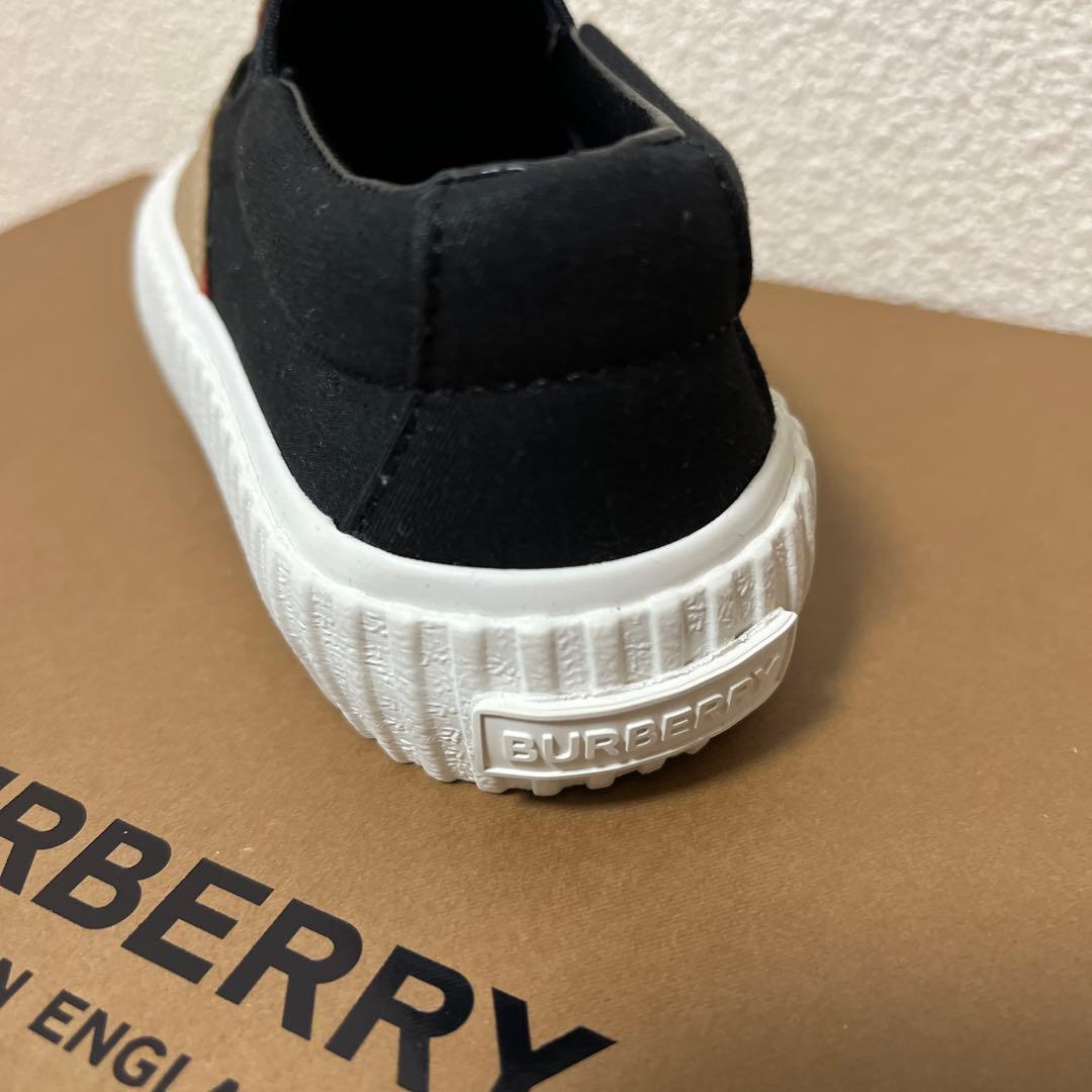 BURBERRY チェック柄 スリッポンスニーカー