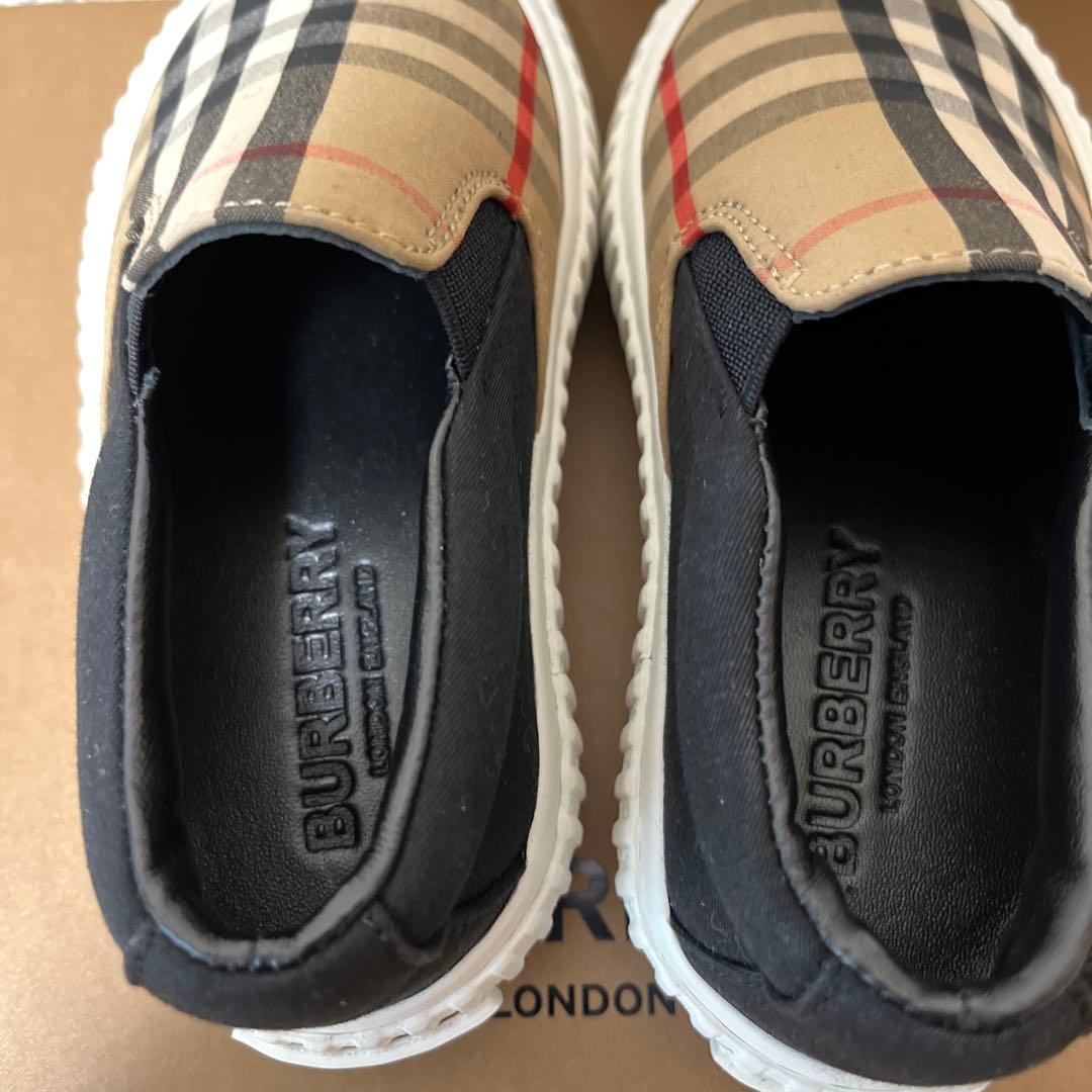 BURBERRY チェック柄 スリッポンスニーカー