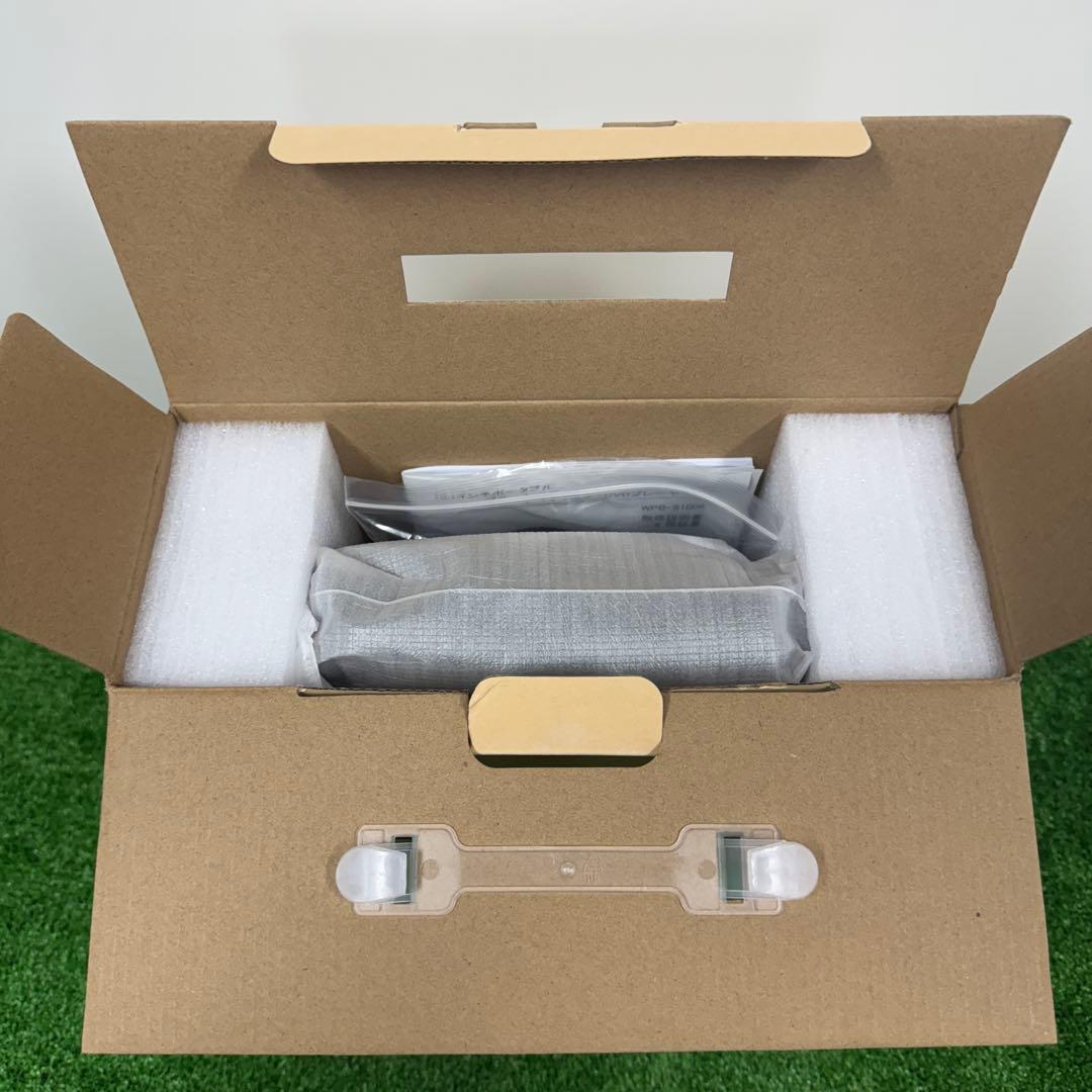 展示未使用 Wizz WPB‑S1006 ポータブルBD/DVDプレーヤー