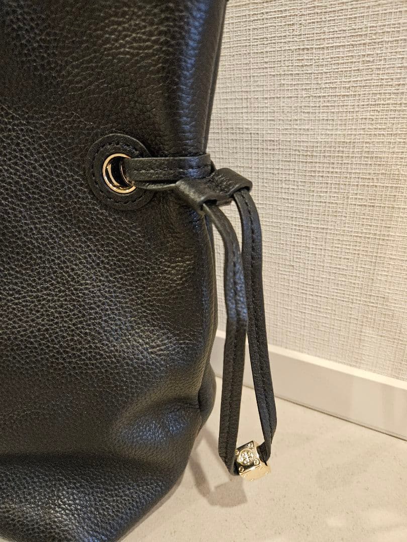 パンダ！！トリーバーチTory Burch　レザーショルダーバッグ