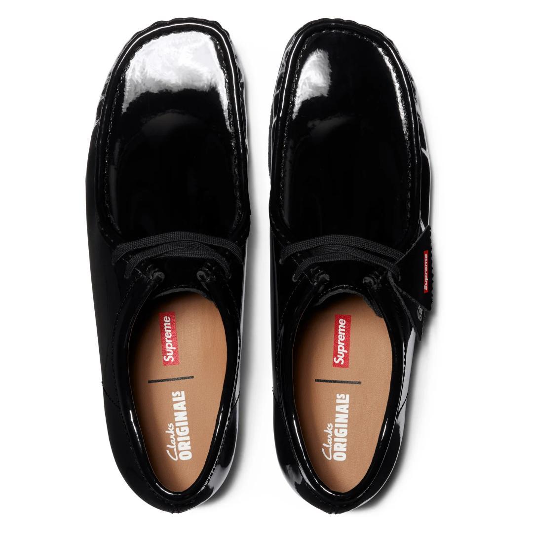 靴 Supreme Clarks Patent Leather Wallabee