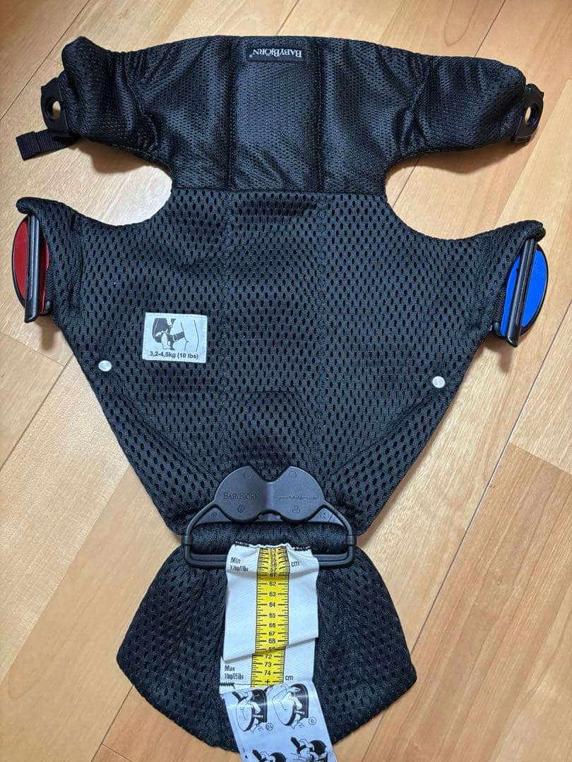 美品⭐︎使用一回⭐︎ベビービョルン 抱っこ紐　ベビーキャリアMINI メッシュ
