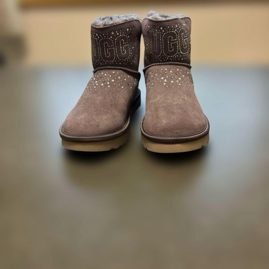 未使用　UGG ショートブーツ　25cm