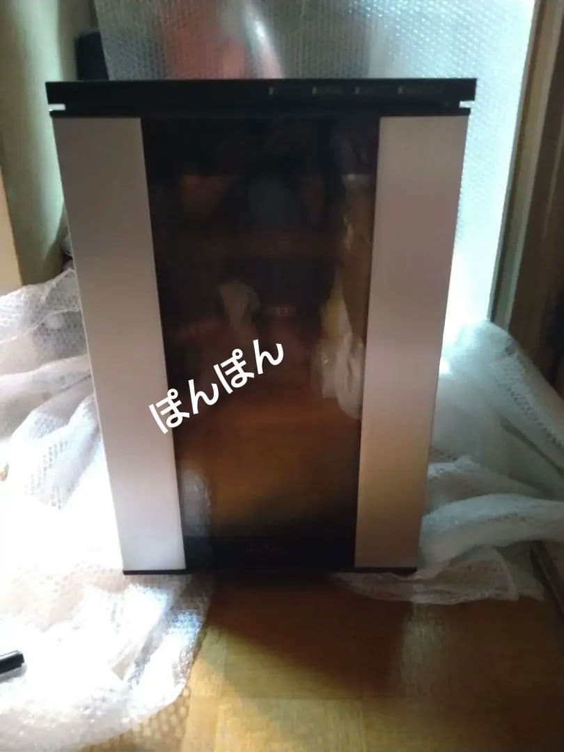 週末迄セール新品同様ファンビーノワインセラー 4段木製棚付き12本〜15本収納