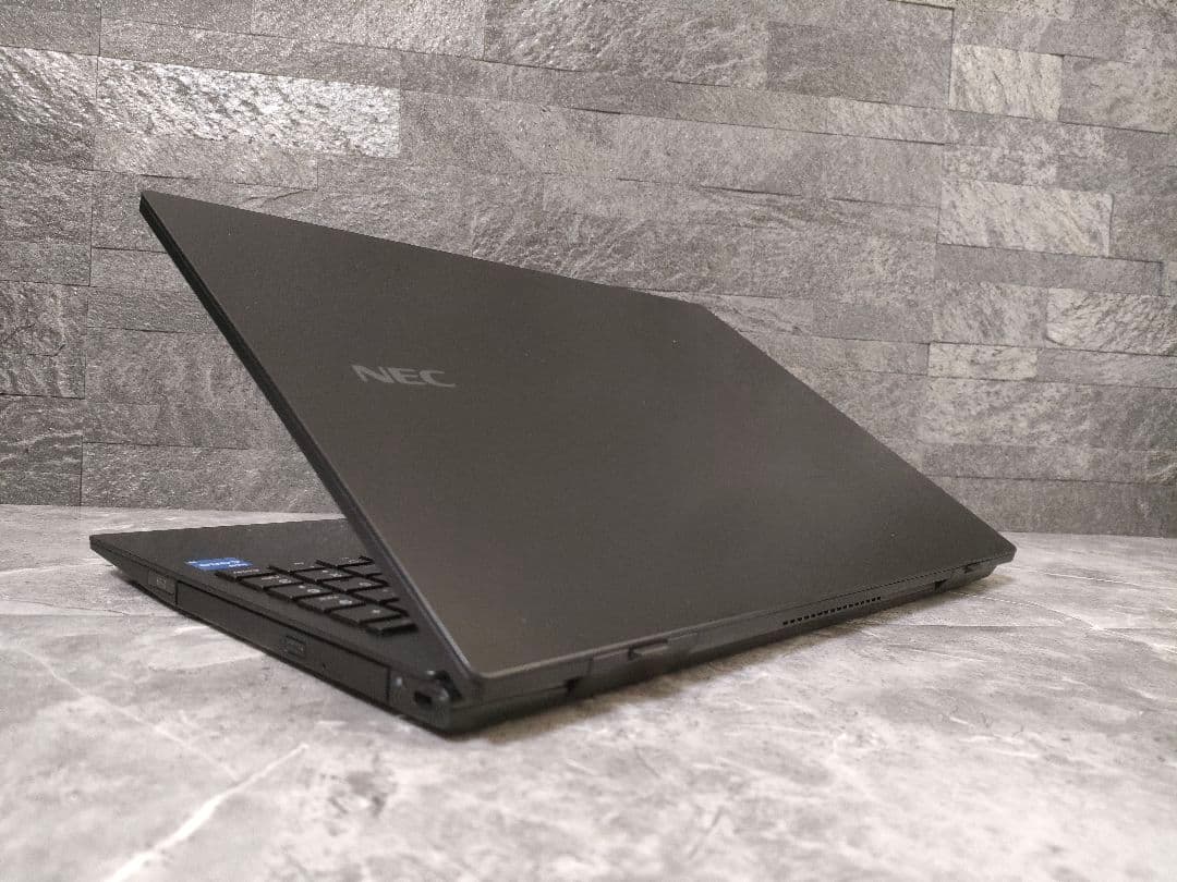 ✨美品✨NEC✨corei5✨第11世代✨メモリ16GB✨新品NVMeSSD✨